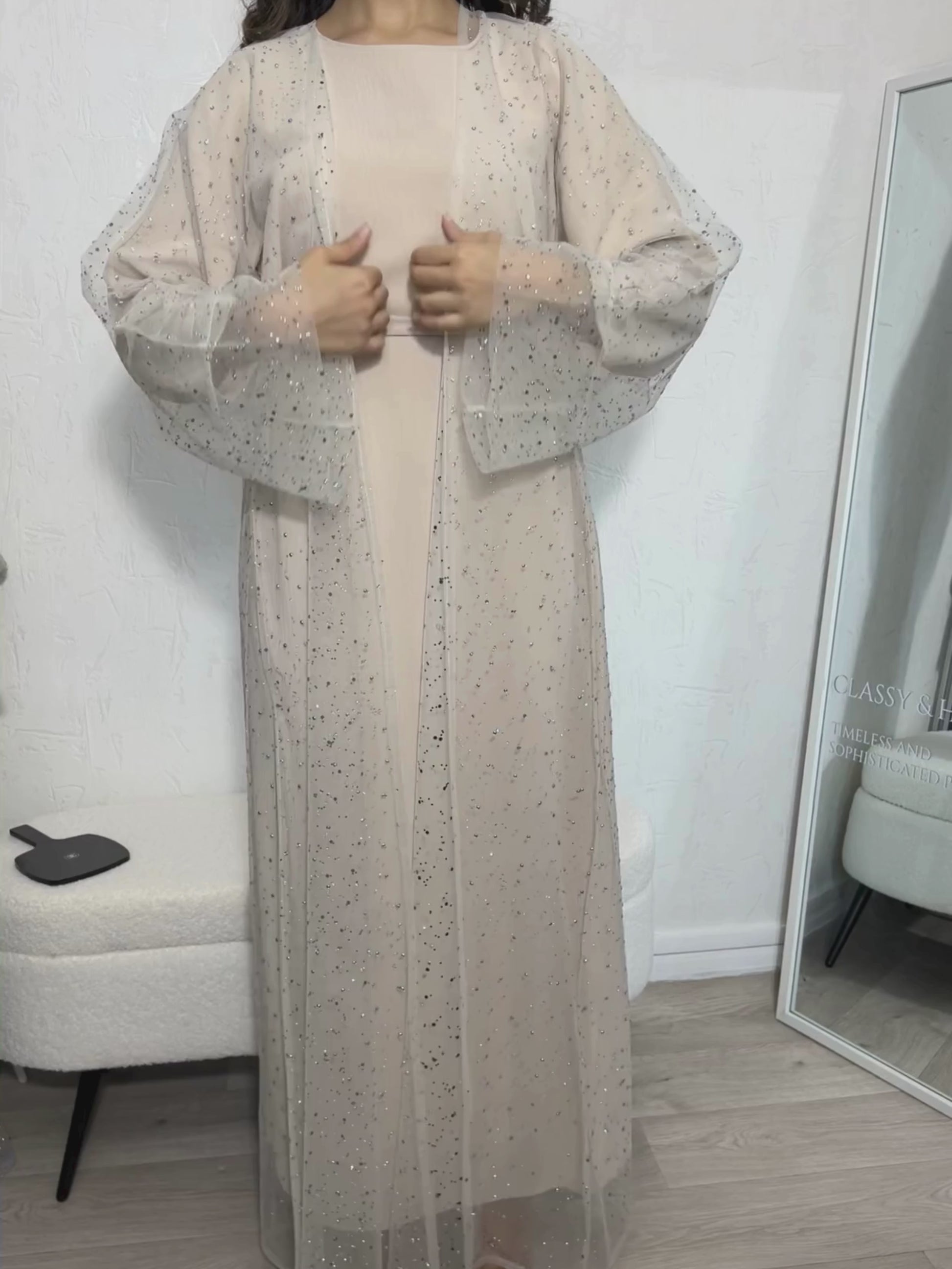 Abaya Dubaï beige / rose / nude à strass
