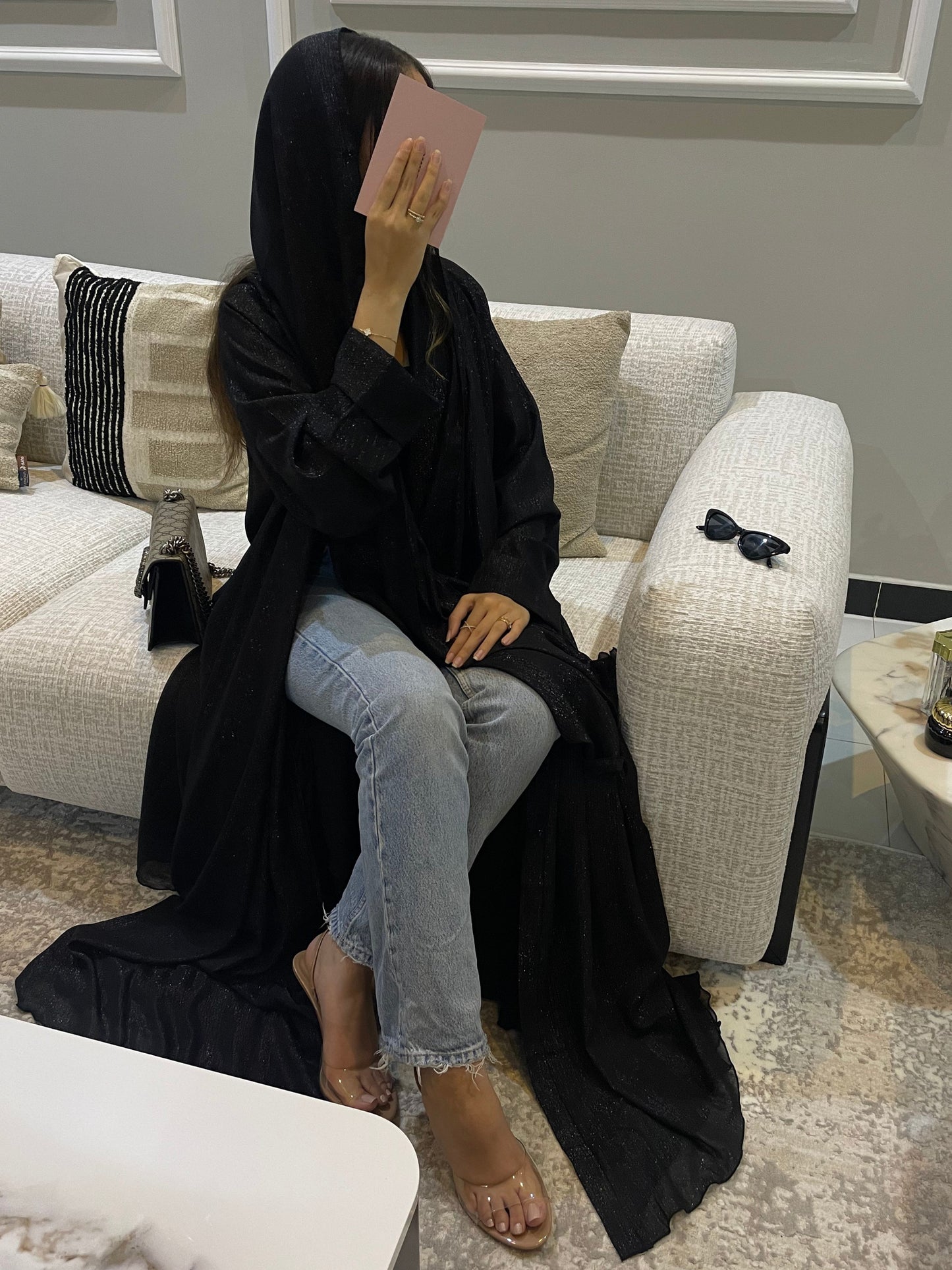 abaya dubaï noire brillante évasée