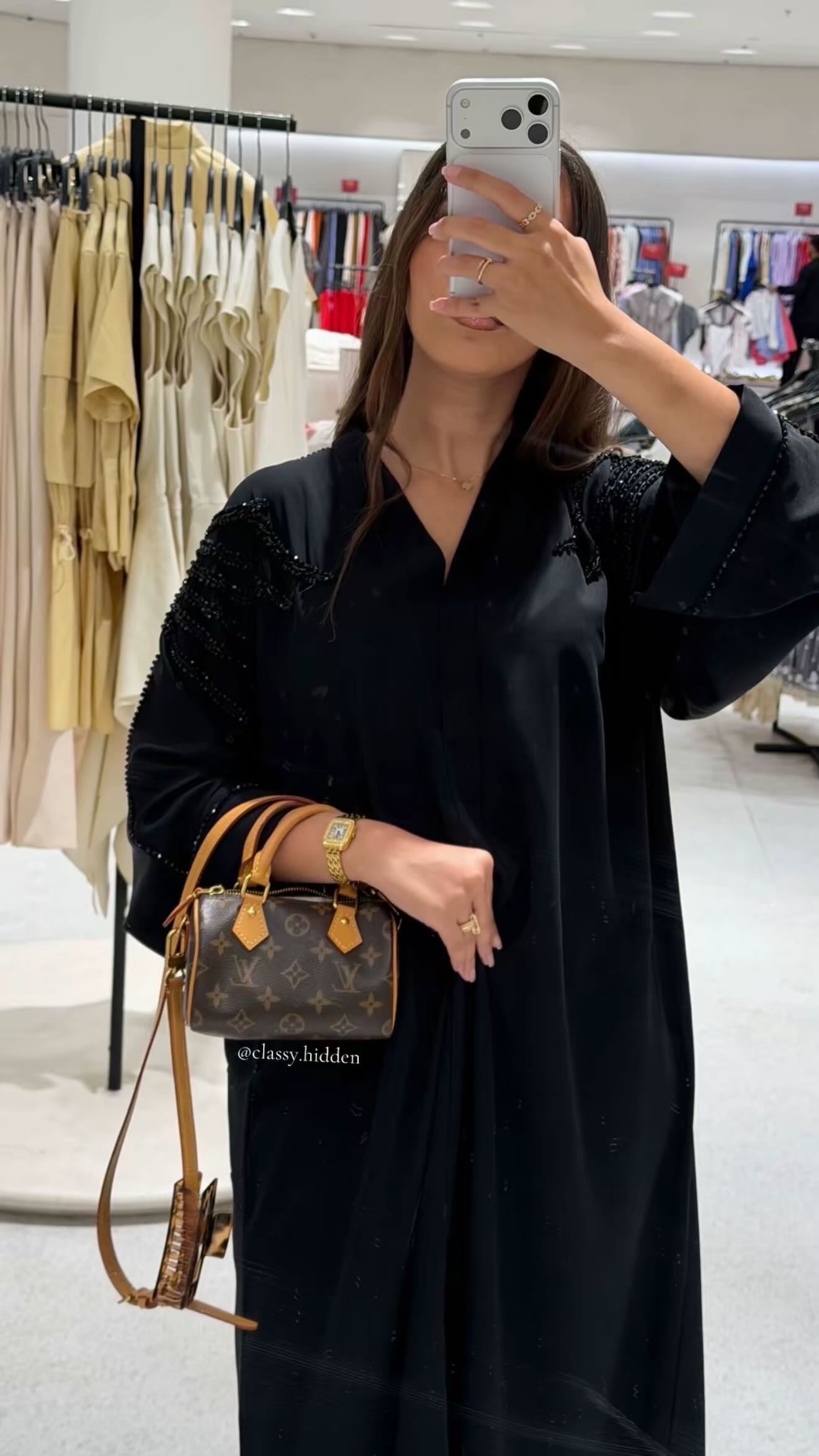 Layl Abaya