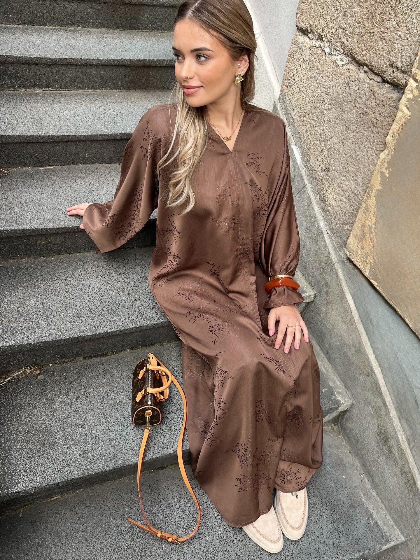 Midnight Blossom Abaya (2 coloris)